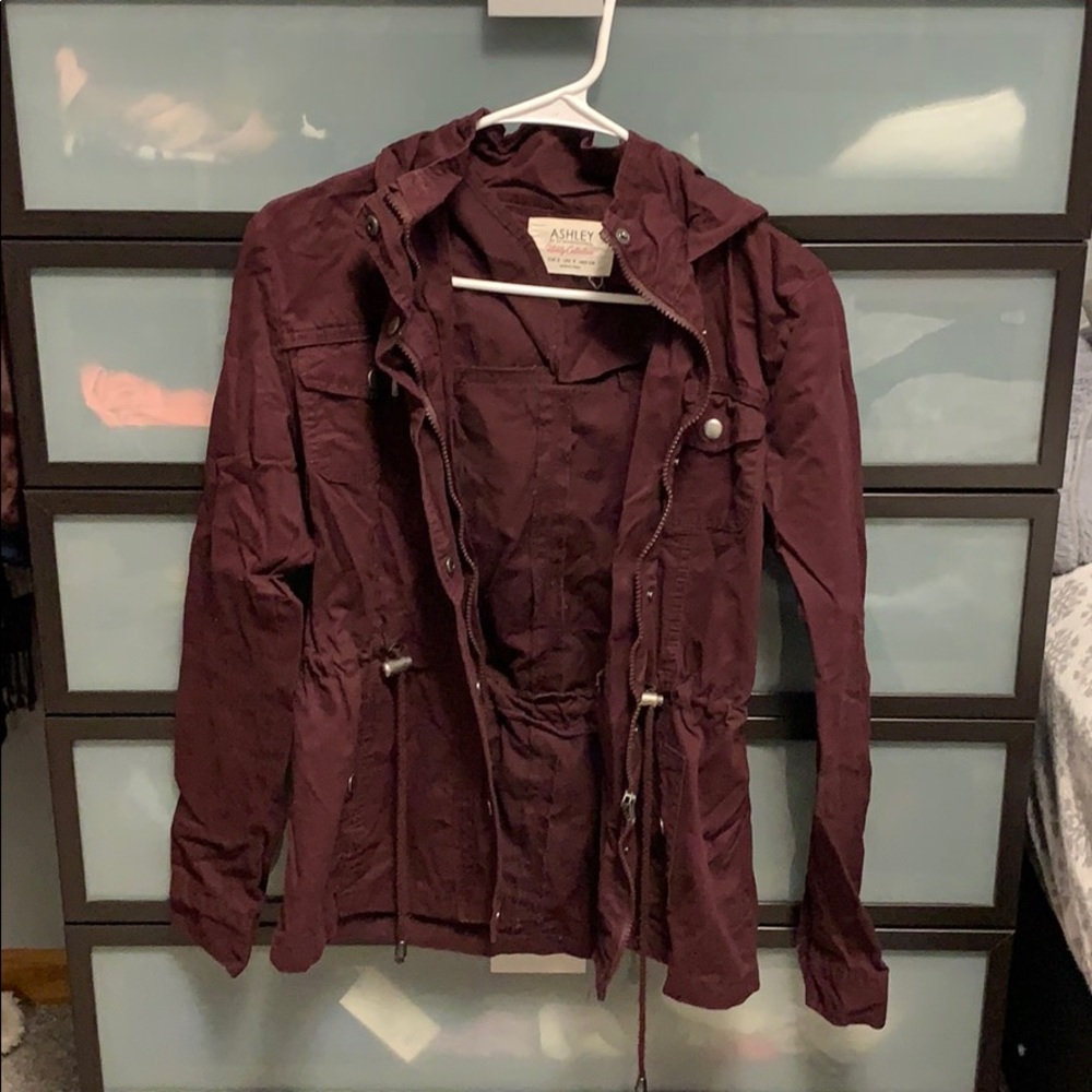 Ashley by 26 international maroon fall/spring coat